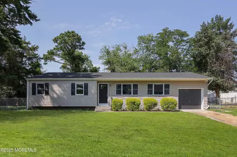 514 Colorado Ave, Brick, NJ 08724