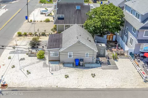 2011 Washington Ave, Seaside Heights, NJ 08751