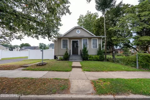 2417 S Clinton Ave, Hamilton, NJ 08610