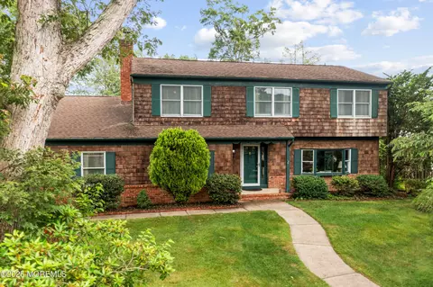 204 Plover Ct, Lanoka Harbor, NJ 08734