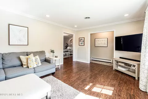 618 Leanora St, Brick, NJ 08723 photo 7