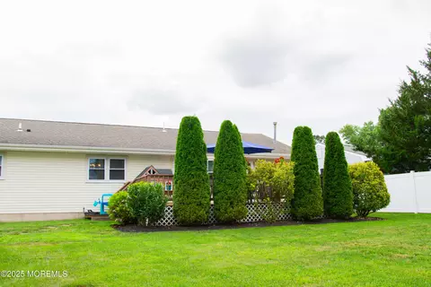 618 Leanora St, Brick, NJ 08723 photo 29