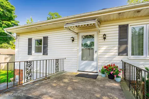 659 Williams Ave, Forked River, NJ 08731