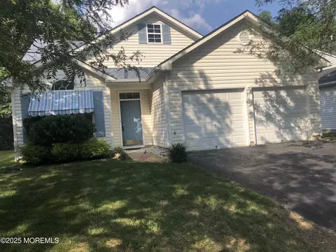 21 Morning Glory Ct, Brick, NJ 08724