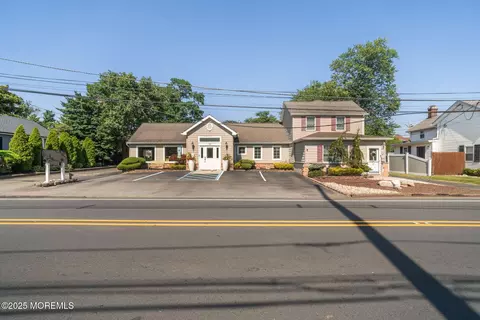 362 Broadway, Keyport, NJ 07735