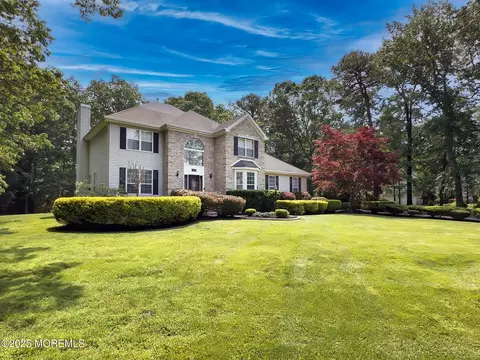 122 Erin Dr, Jackson, NJ 08527