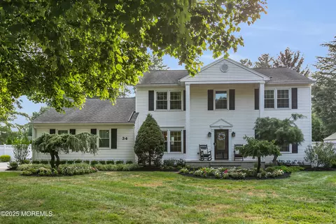 34 Green Meadow Blvd, Middletown, NJ 07748