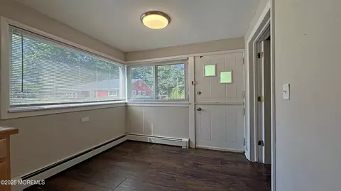 Entry Way - 66 Johnson Ave, Matawan, NJ 07747 photo 1 of 1