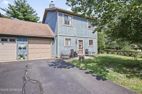 4 Swallow Ln #1000, Howell, NJ 07731