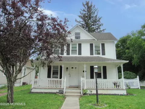 28 Oakford Ave, New Egypt, NJ 08533