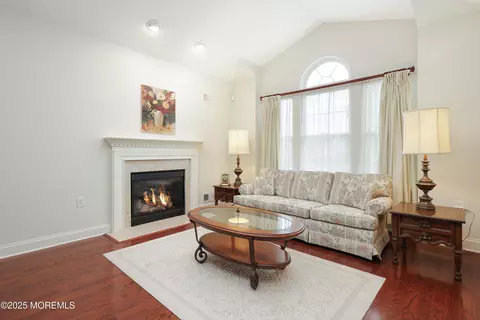 32 Eagleswood Dr, Waretown, NJ 08758 photo 5