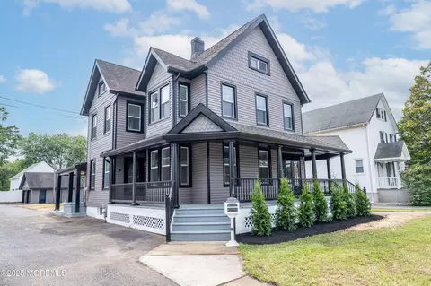 9 Tennent Ave, Englishtown, NJ 07726