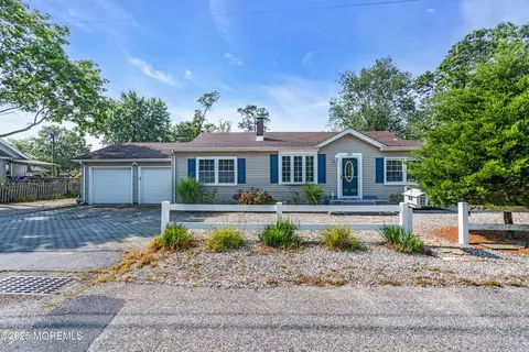Other - 505 Pinecroft Dr, Brick, NJ 08723 photo 3 of 15