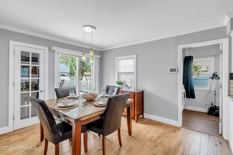 Dining - 505 Pinecroft Dr, Brick, NJ 08723 photo 2 of 4
