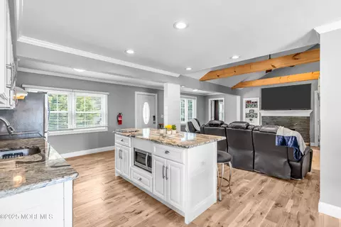 Kitchen - 505 Pinecroft Dr, Brick, NJ 08723 photo 2 of 3
