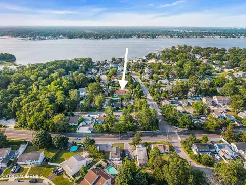 View/Area - 505 Pinecroft Dr, Brick, NJ 08723 photo 2 of 19