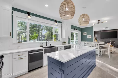 Kitchen - 741 Windsor St, Forked River, NJ 08731 photo 8 of 10