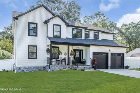 Exterior - 741 Windsor St, Forked River, NJ 08731 photo 2 of 17