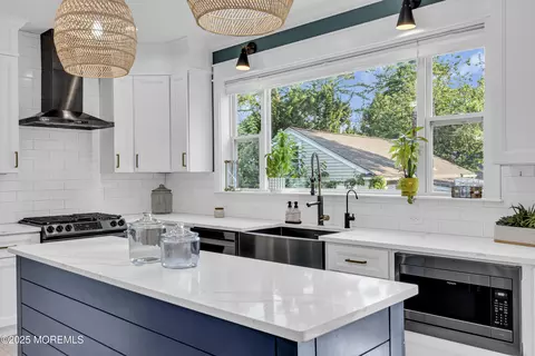 Kitchen - 741 Windsor St, Forked River, NJ 08731 photo 4 of 10
