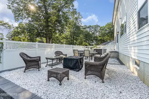 Exterior - 741 Windsor St, Forked River, NJ 08731 photo 10 of 17