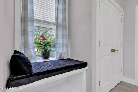 Entry Way - 741 Windsor St, Forked River, NJ 08731 photo 5 of 8