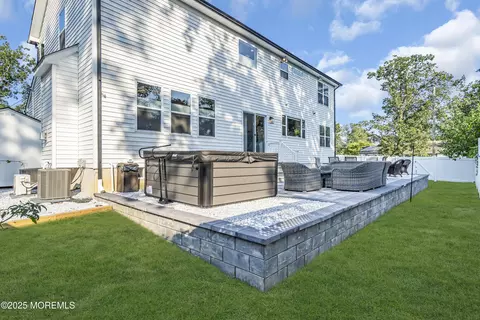 Exterior - 741 Windsor St, Forked River, NJ 08731 photo 12 of 17