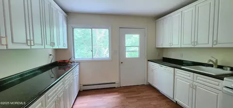 27 Pheasant St #A, Manchester, NJ 08759