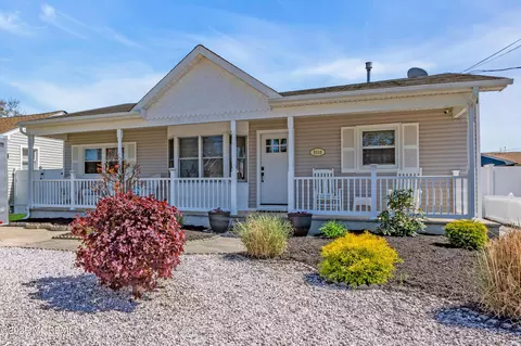 3118 Pocahontas Ave, Point Pleasant, NJ 08742