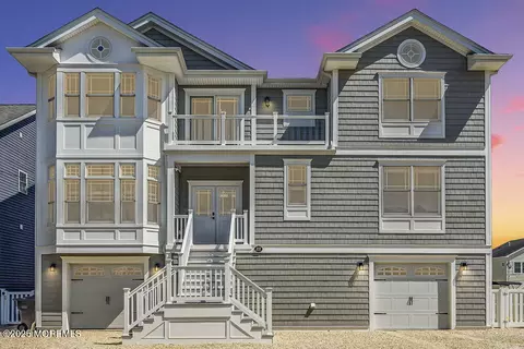 55 Ruth Dr, Beach Haven West, NJ 08050