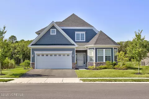 12 Samuel Dr, Barnegat, NJ 08005