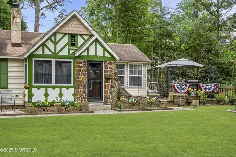 337 Osage Dr, Brick, NJ 08724