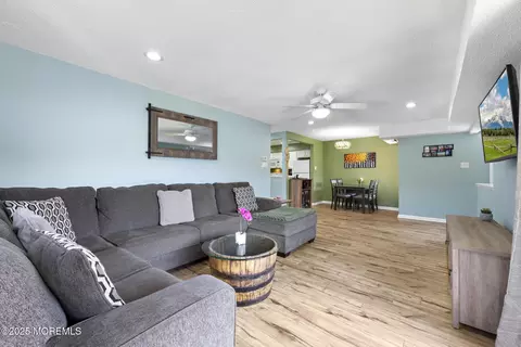36 Northrup Dr #197, Brick, NJ 08724