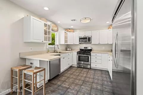 611 Drum Point Rd, Brick, NJ 08723 photo 9