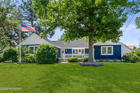 611 Drum Point Rd, Brick, NJ 08723
