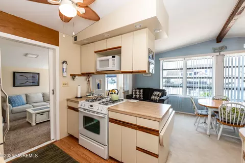 Kitchen - 1003 Capstan Dr, Forked River, NJ 08731 photo 2 of 4