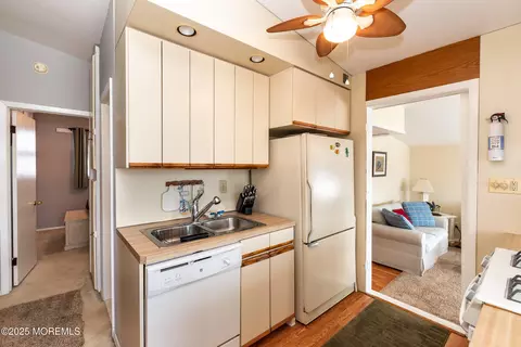 Kitchen - 1003 Capstan Dr, Forked River, NJ 08731 photo 3 of 4