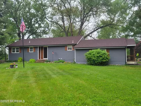 157 Taylors Mills Rd, Englishtown, NJ 07726