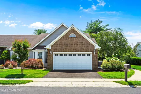 47 Butler Ave, Bayville, NJ 08721