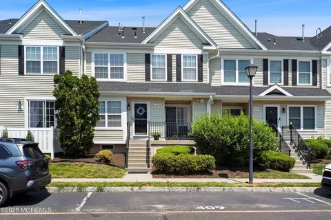 182 Brookfield Dr, Jackson, NJ 08527