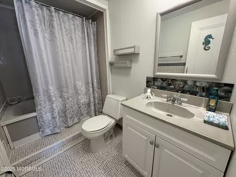 35 Keelson Dr, Waretown, NJ 08758 photo 15