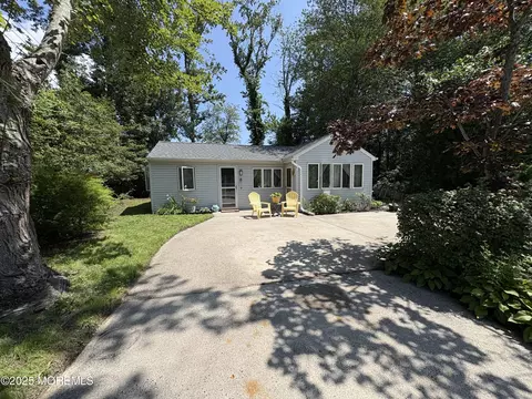 35 Keelson Dr, Waretown, NJ 08758 photo 4