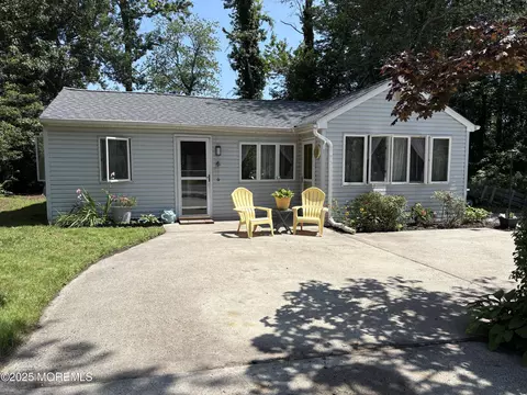 35 Keelson Dr, Waretown, NJ 08758 photo 7