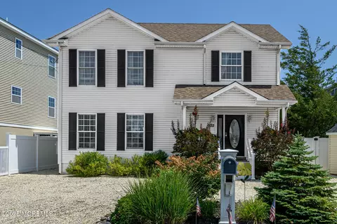 972 Mill Creek Rd, Manahawkin, NJ 08050