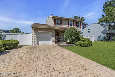 53 Albert Cucci Dr, Brick, NJ 08724 photo 2