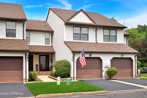 285 Longwood Dr, Manalapan, NJ 07726