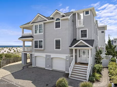 120 E Massachusetts Ave, Long Beach Township, NJ 08008