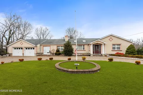 521 Cedar Ave, West Long Branch, NJ 07764