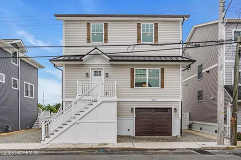207 Joseph St, Lavallette, NJ 08735