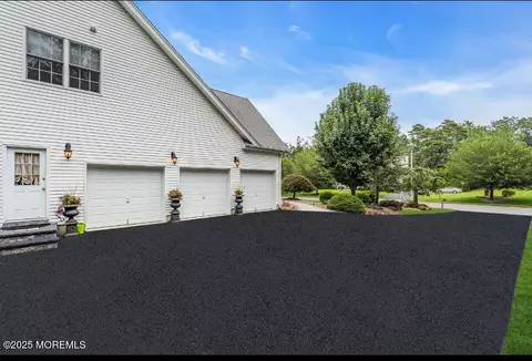 Exterior - 12 Conor Rd, Jackson, NJ 08527 photo 9 of 23