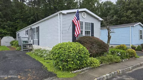 15 Citation St, Howell, NJ 07731